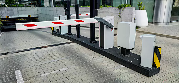 Custom Gate Design & Integration Brandon